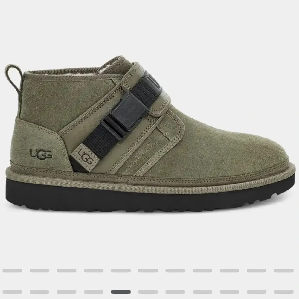 UGG Neumel SnapBack
